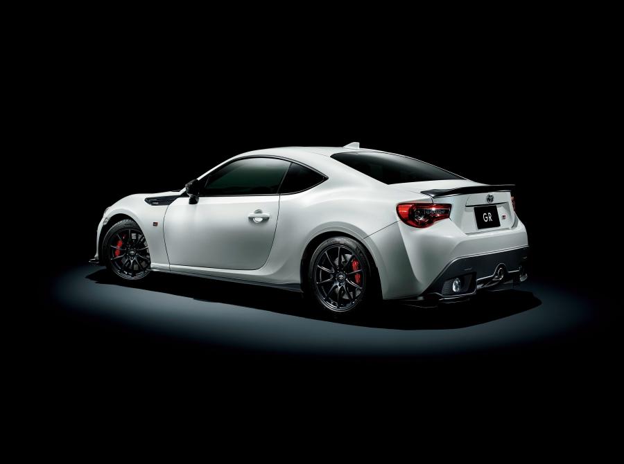  Toyota GT 86 GRMN 2017 года  (JP) (фото 4 из 9)